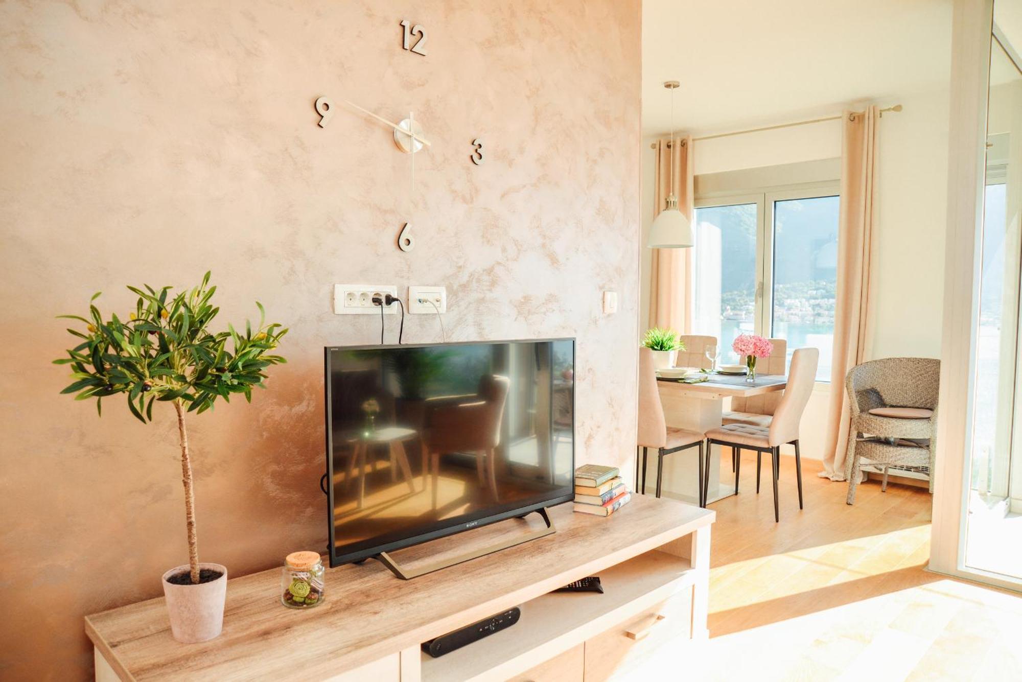 Sea View Apartment For 4 Котор Экстерьер фото