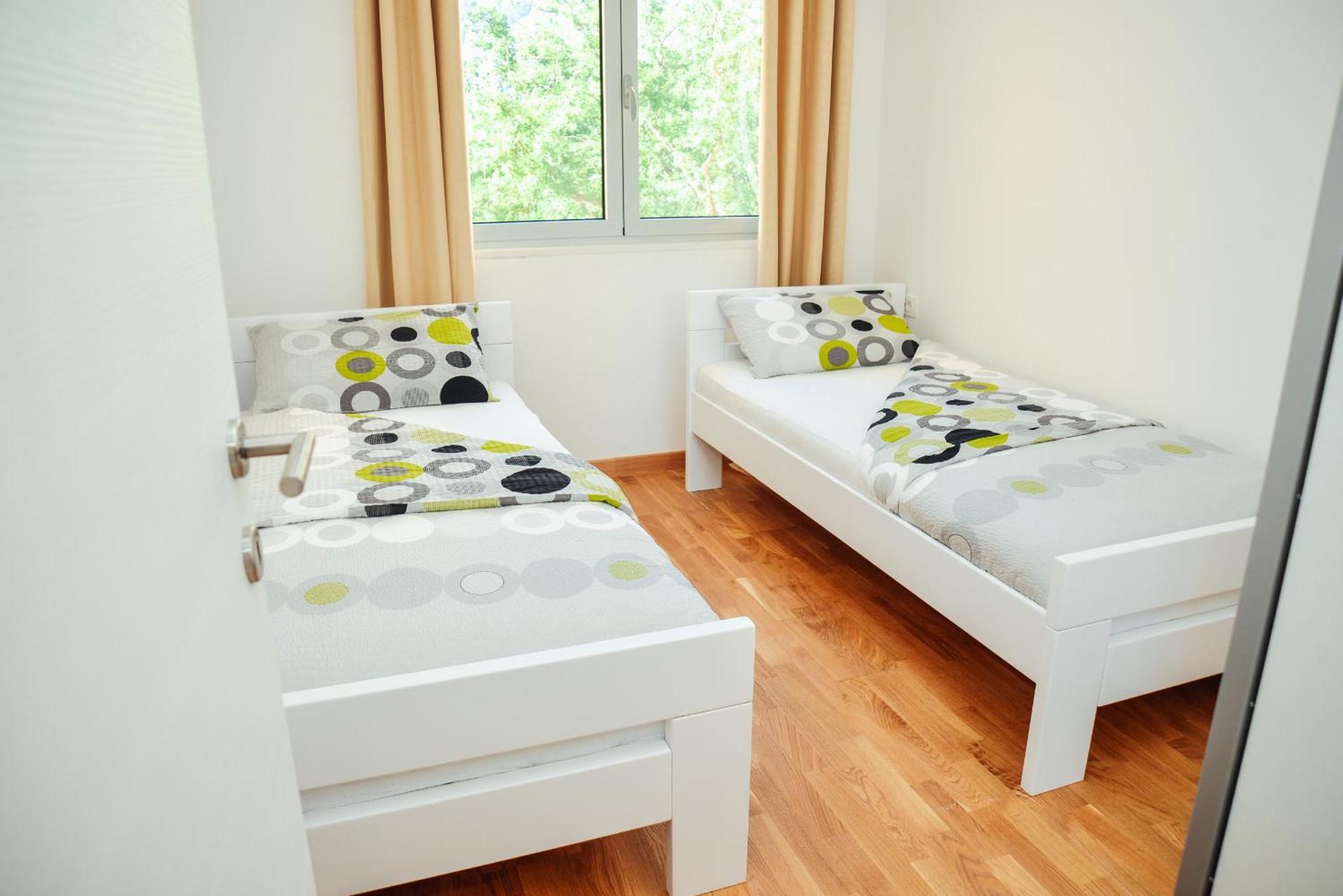 Sea View Apartment For 4 Котор Экстерьер фото