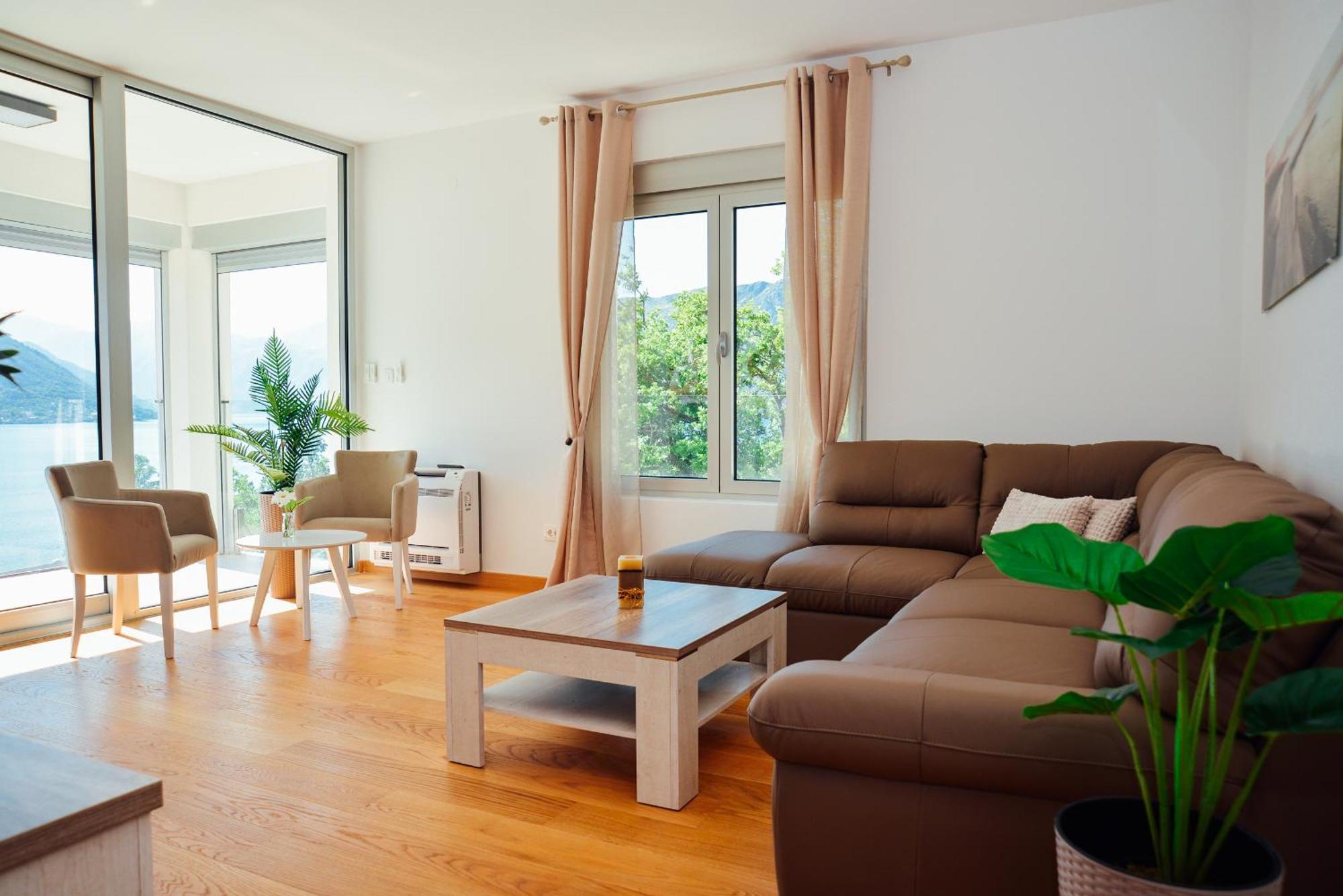 Sea View Apartment For 4 Котор Экстерьер фото